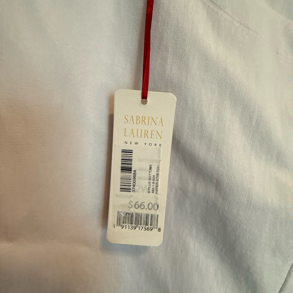 Ladies White Sabrina Lauren Shorts, NWT, 22W - Picture 7 of 11